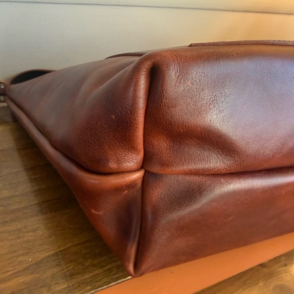 Portland Leather Goods- Large Tote in Lava - Picture 3 of 12